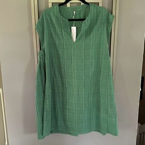 NWT YFB green flowy dress swimwear coverup. L